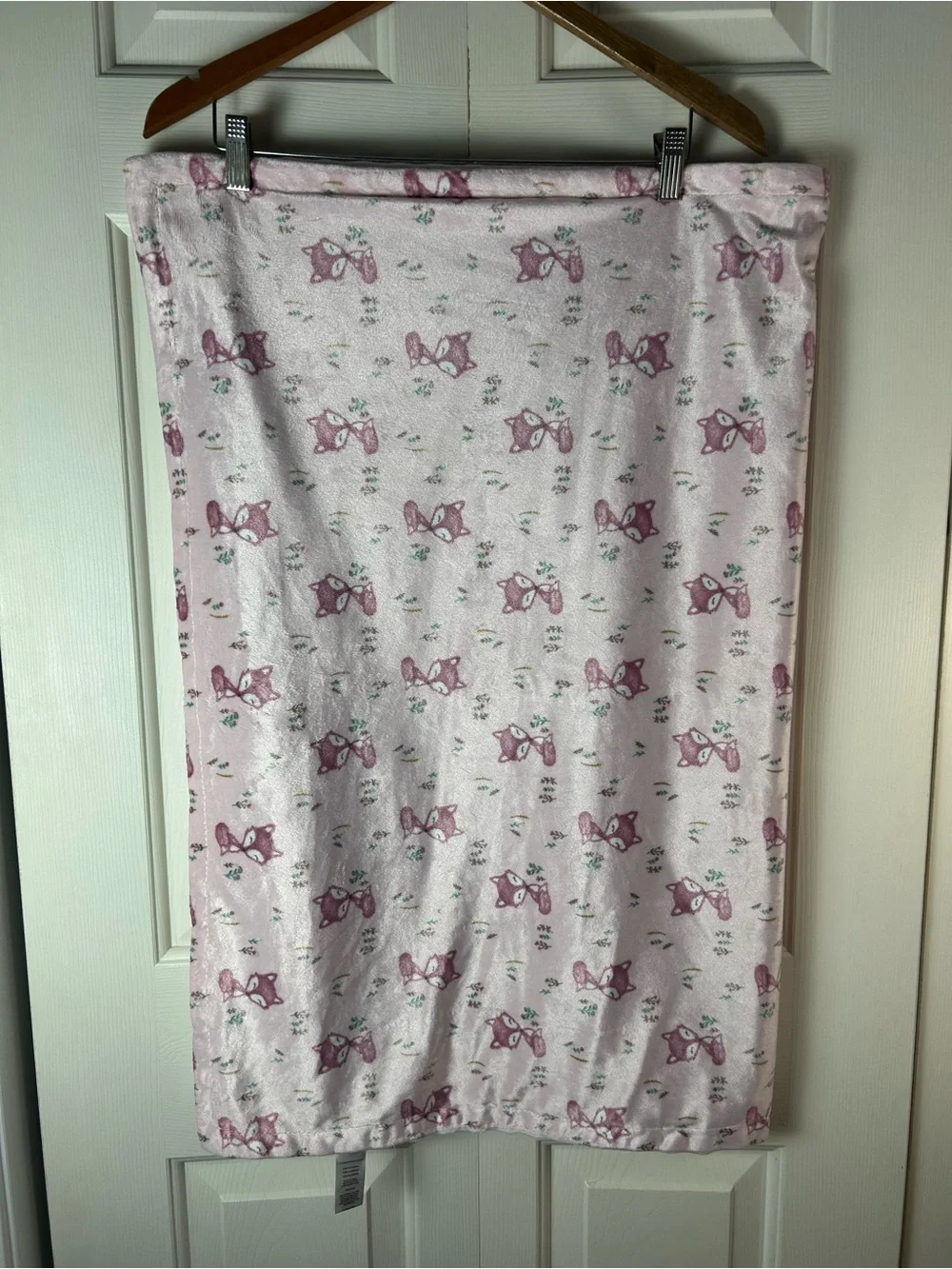 Catherine Malandrino Pink Fox Baby Blanket White Minky Dot Reversible Flowers